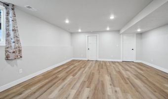 2851 T BERG Cir, Abrams, WI 54101