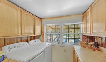 958 W Hunt Rd, Alcoa, TN 37701