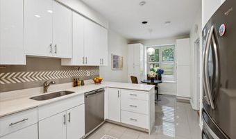 6113 GOLDTREE Way, Bethesda, MD 20817