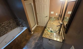 1718 Eagle Point Way, Benton, AR 72015