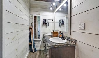 2230 Shirley Rd, Allardt, TN 38504