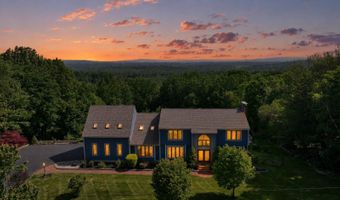 8 Longview Dr, Bow, NH 03304