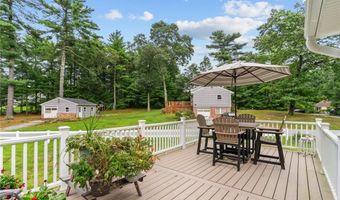 76 Lakehurst Dr, Coventry, RI 02816