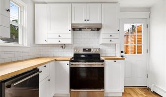 1745 Diamond Hill Rd, Cumberland, RI 02864