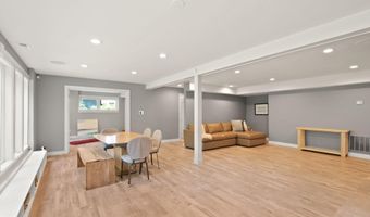 3100 N MONROE St, Arlington, VA 22207