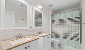 43245 BARNSTEAD Dr, Ashburn, VA 20148