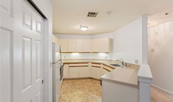 2 School St 133, Lincoln, RI 02802