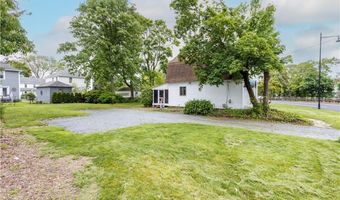 222 Second St, East Providence, RI 02865