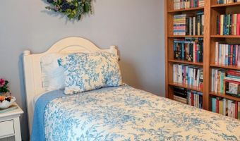 129 Summit St, Baileyville, ME 04694