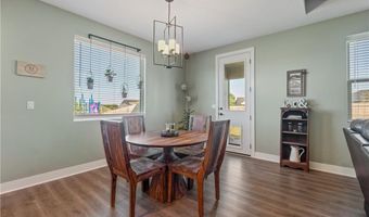 1592 Grayhawk Dr, Basehor, KS 66007
