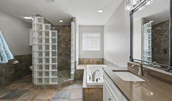 950 Bay St, Aransas Pass, TX 78336