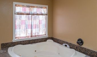 612 610 W Grand Ave, Artesia, NM 88210