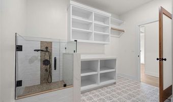 150 Chateau Bnd, Ardmore, OK 73401