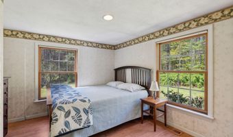 592 Old Stage Rd, Arrowsic, ME 04530