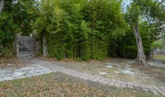 702 Ogden Ln, Alamo Heights, TX 78209