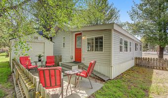 514 Sawyer St H25, Cascade, ID 83611