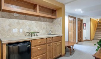 1501 S Weimar St, Appleton, WI 54915