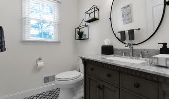34 Green Meadow Blvd, Middletown, NJ 07748