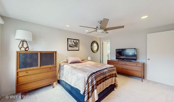 3026 N Stratford Rd, Arlington Heights, IL 60004