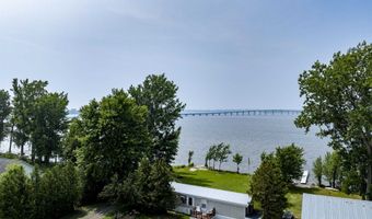 279 Hunter North Rd, Alburgh, VT 05440