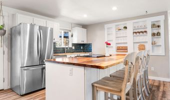 63385 Omer Dr, Bend, OR 97701