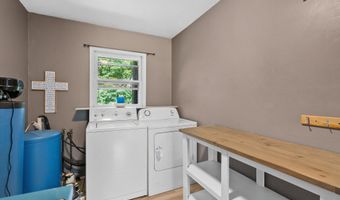 1264 M-40 St S, Allegan, MI 49010