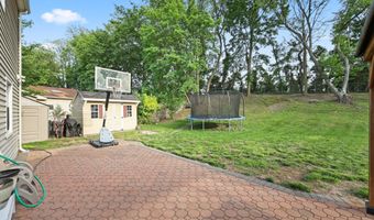 48 Cambridge Dr, Aberdeen, NJ 07747