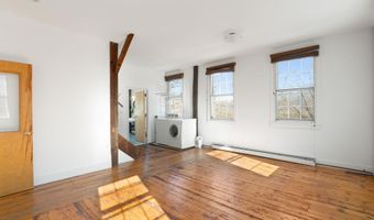 116 Birge St 3, Brattleboro, VT 05301
