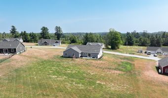 26 Knoll Crest Dr, Bangor, ME 04401