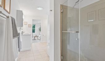 37 Newtown Rd, Acton, MA 01720