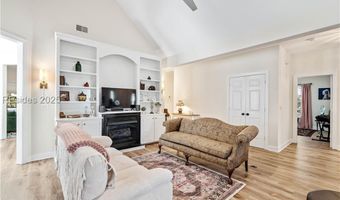 7 Holbrook Dr, Beaufort, SC 29902