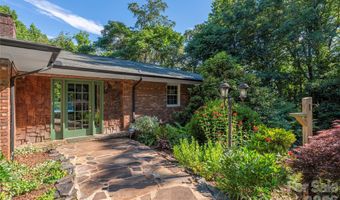 35 McKinney Rd, Asheville, NC 28805