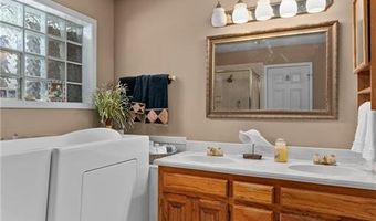 2105 Brookhaven Dr, Alma, AR 72921