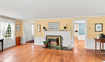 142 Ferry Rd, Bristol, RI 02809
