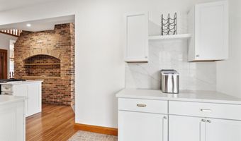 7463 Ocean Dr, Avalon, NJ 08202