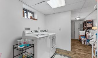 183 W 1ST St, Bayonne, NJ 07002