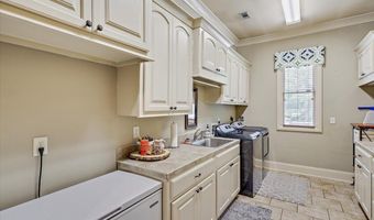 715 Westerly Dr, Brandon, MS 39042