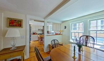 12 Sherman St, Newport, RI 02840