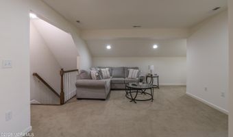 31 Garden Path, Barnegat, NJ 08005