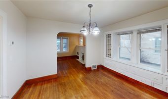 1525 Brown St, Akron, OH 44301