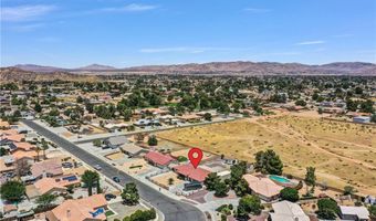 13931 Falling Leaf Rd, Apple Valley, CA 92307
