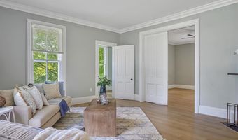 1734 Seminary St, Alton, IL 62002