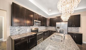 5610 Arbor Chase Dr, Ann Arbor, MI 48103