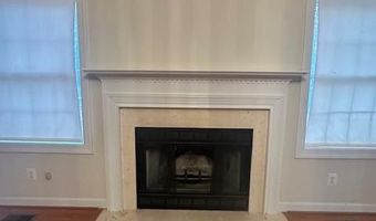 2907 DUMAS St, Alexandria, VA 22306