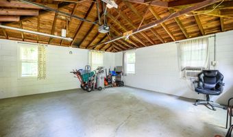 3213 Ridgewood Rd, Allenwood, NJ 08720