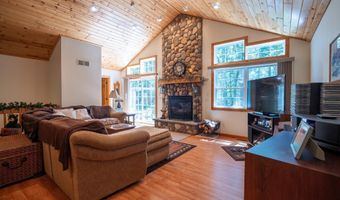1809 S Badger Ln, Arkdale, WI 54613
