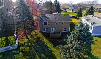 210 Knollwood St W, Annandale, MN 55302