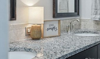 520 Cimarron Dr, Ault, CO 80610