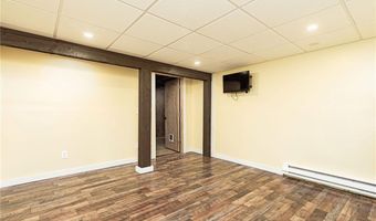10 Ship St, Jamestown, RI 02835