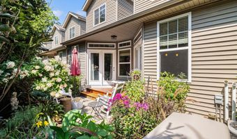 5481 Trillium Crossing Ct, Ann Arbor, MI 48103